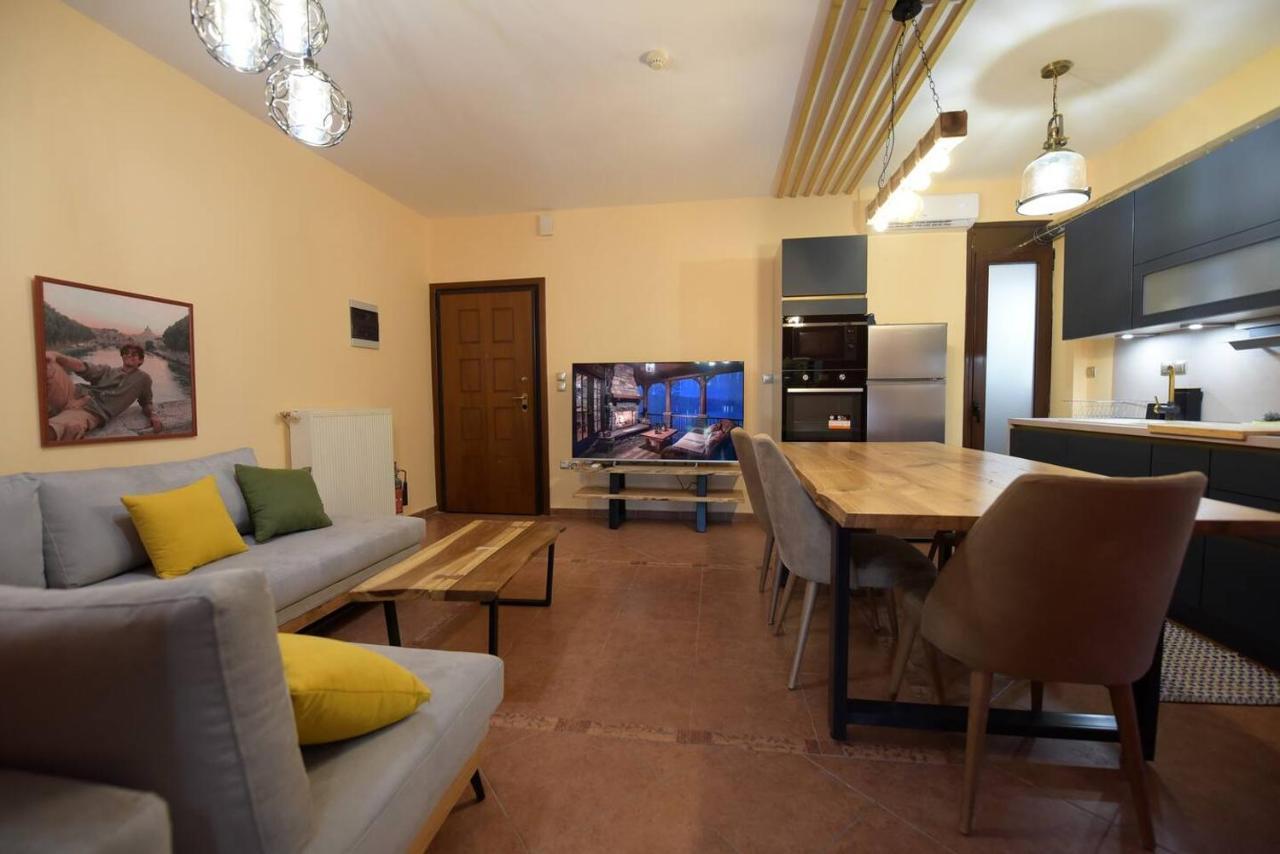 Amalfi Luxury Apartment Komotini Exterior photo